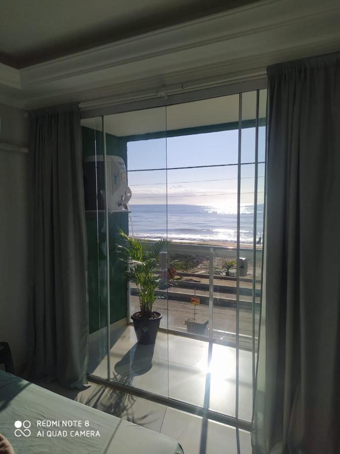Triplex Beira Mar Rio Das Ostras Rj Buitenkant foto